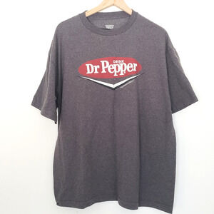 Drink Dr. Pepper Men SIZE XL Gray Logo Short Sleeve T-Shirt TNT Unisex New